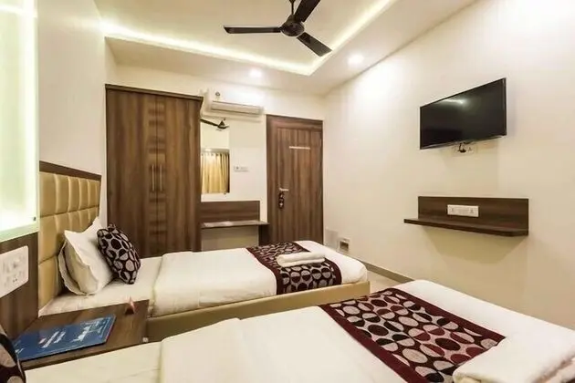 Krishna Avtar Services Apartment - Oda