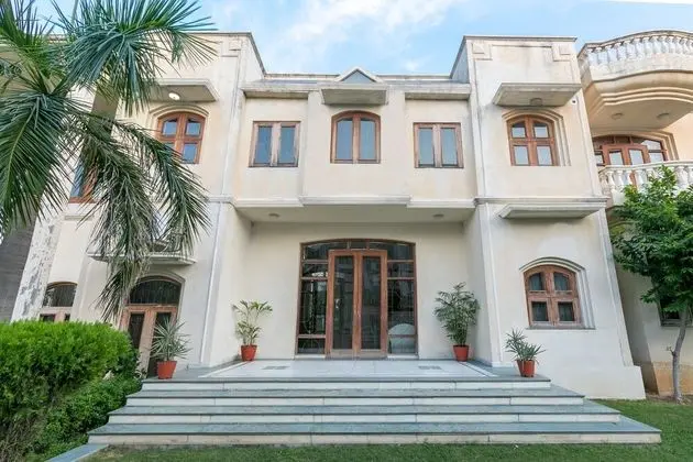 Krishnalaya Mansion By Vista Rooms - Dış Mekan