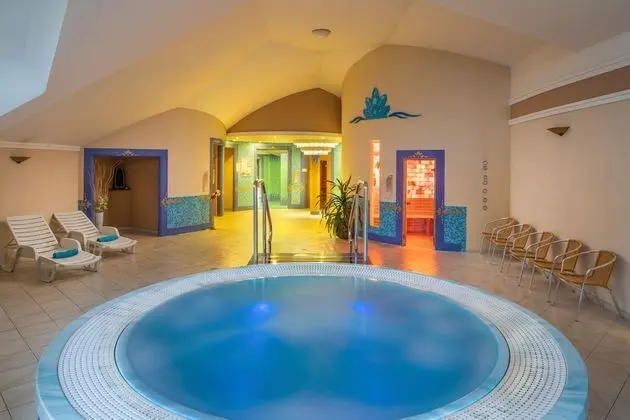 Kristály Hotel - Spa