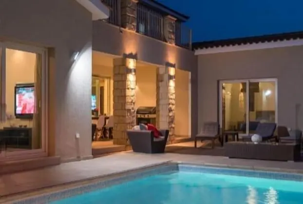 Villa Kristia