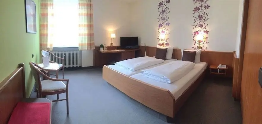 Hotel Krone - Oda