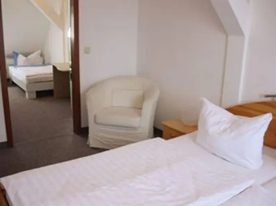 Hotel Krone - Oda