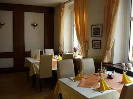 Hotel Krone - Yerinde Yemek