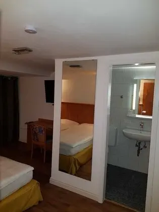 Hotel Krone UG - Oda