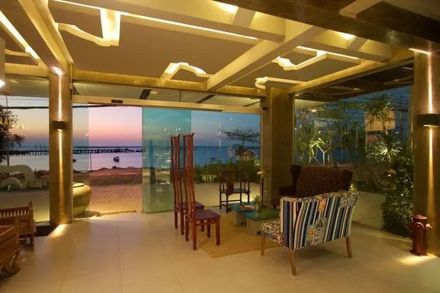 KROQUE BOUTIQUE AND BISTRO HOTEL - Lobi