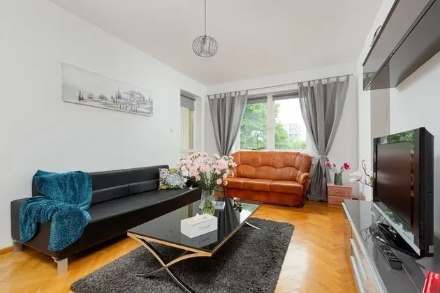 Krypska Apartment Warsaw by Renters