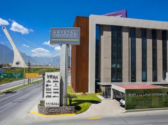 Krystal Urban Monterrey