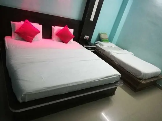 Hotel KS International - Oda