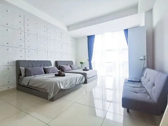 KSL D'Esplanade Sky View Suite - Oda