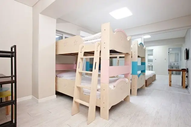 KStar Stay Residence Hoehyun - Hostel - Oda