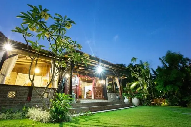 Kubu Ampo Villa - Dış Mekan