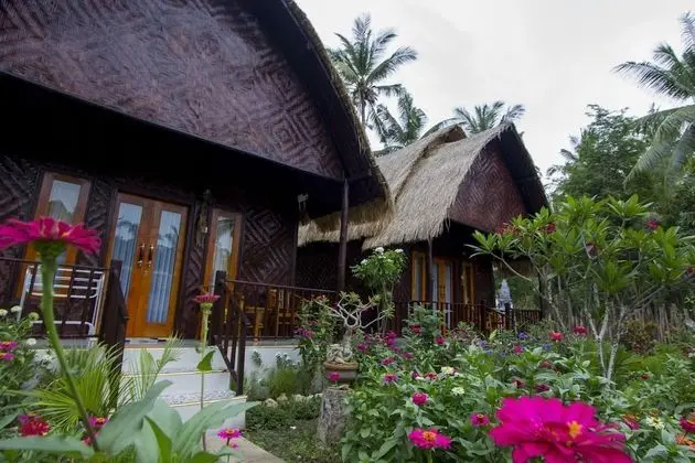 Kubu Artha Bungalow Nusa Penida - Yerinde Yemek