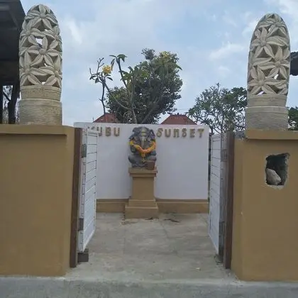 Kubu Sunset Guest House
