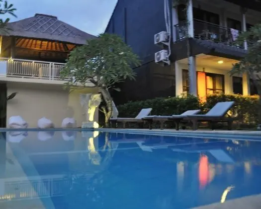 KUBUDIUMA VILLAS