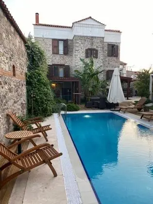 Küçükköy Otel - Öne Çıkan Resim