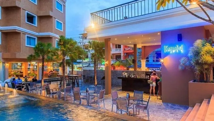 Kudos Parc Pattaya - Havuz