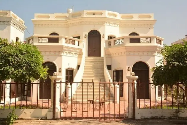 Kumaon Plaza