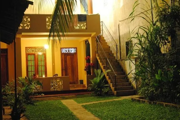 Kumara Guesthouse Unawatuna - Dış Mekan