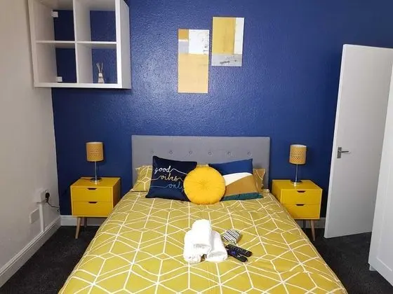 Kunda House Sycamore