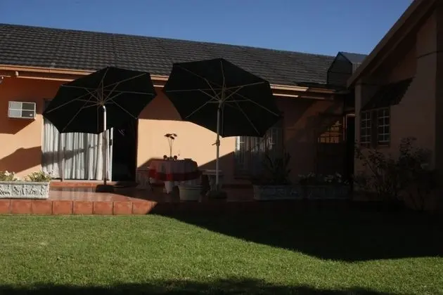 Kungwini Guest House and Conference Centre - Dış Mekan