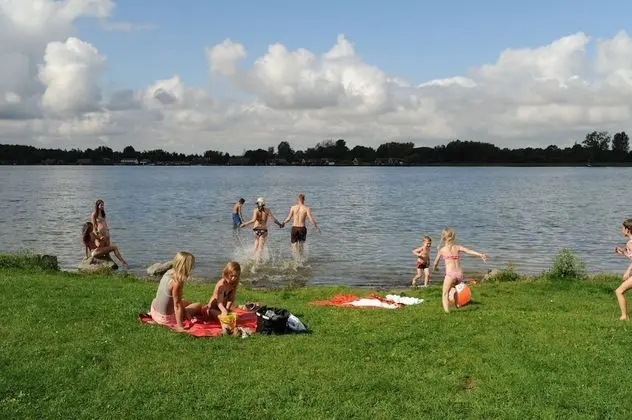 Kurhaus am Inselsee - Plaj