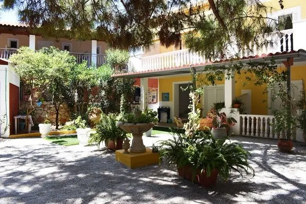 Kuris Studios & Apartments - Öne Çıkan Resim