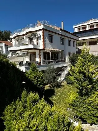 Kuşadası Kaptan Köşkü - The Wheelhouse