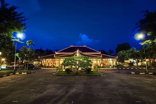 Kusuma Sahid Prince Hotel