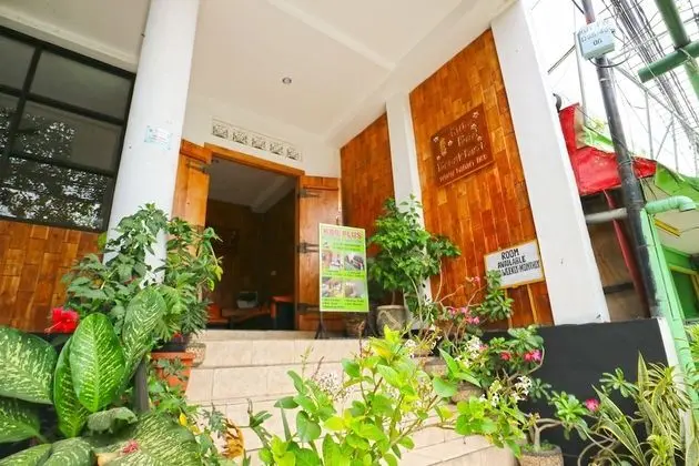 Kuta Bed & Breakfast PLUS