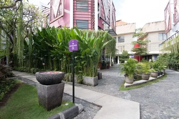 Kuta Central Park Hotel - Dış Mekan