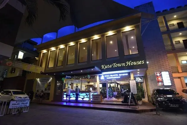 Kuta Townhouse Apartments - Lobi