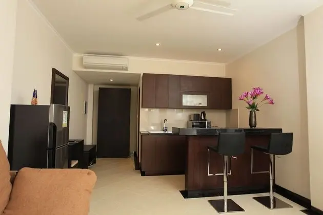 Kuta Townhouse Apartments - Oda