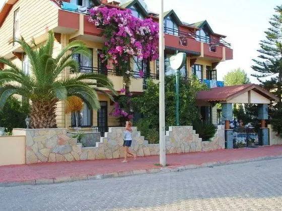 Kutberk Boutiqe - Genel
