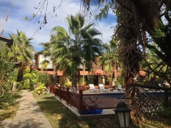 Kutle Hotel - Dış Mekan