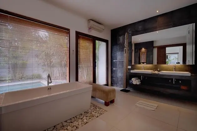 KUTUS KUTUS CANGGU VILLA - Oda