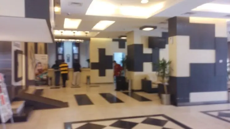 Kuwait Continental hotel - Lobi