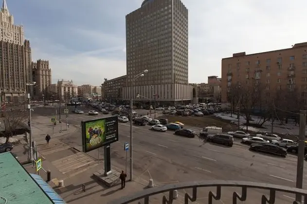 Kvart Boutique Smolenskaya