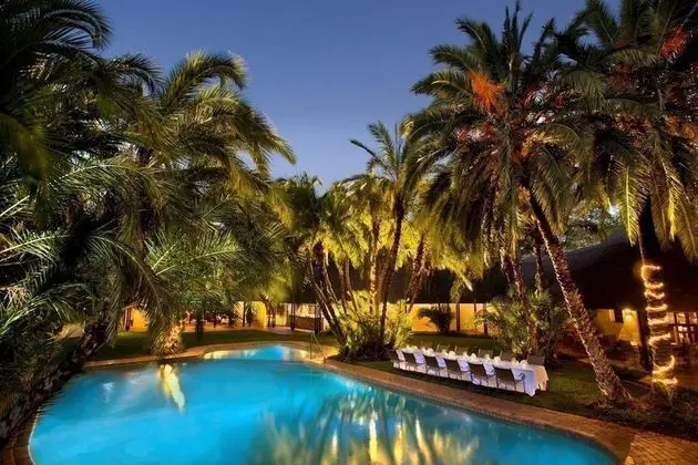 Kwa Maritane Self-Catering Chalets - Havuz