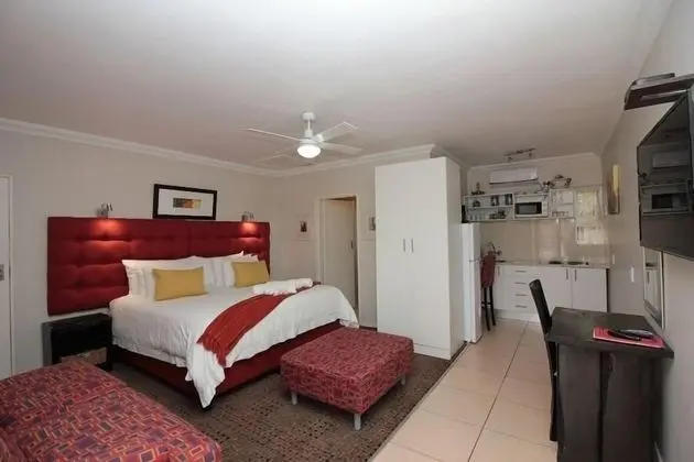 Kwantu Guesthouses - Mutfak