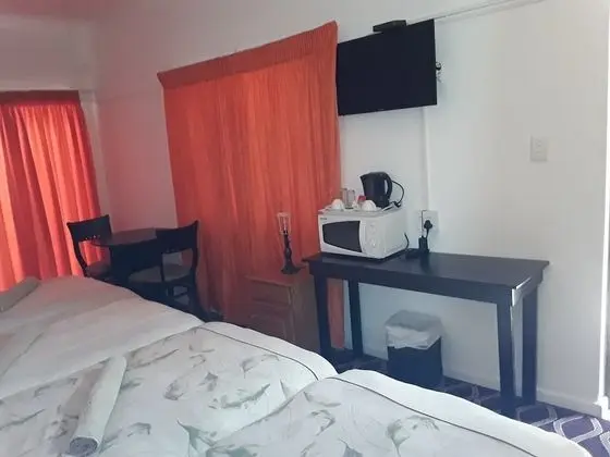 Kwazi Guest House - Oda