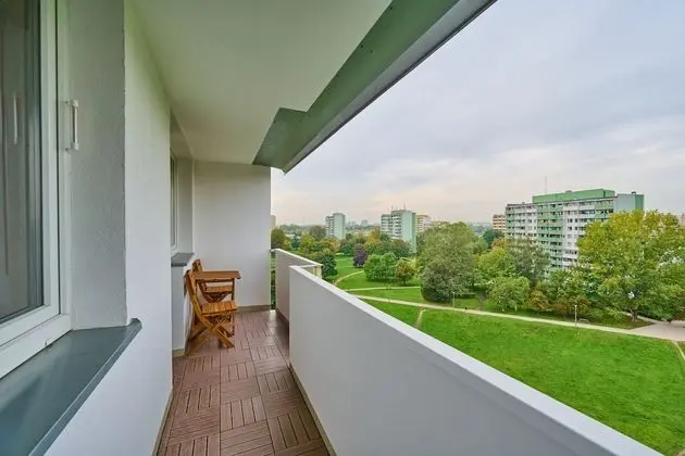 Kwiska Apartment Wrocław by Renters