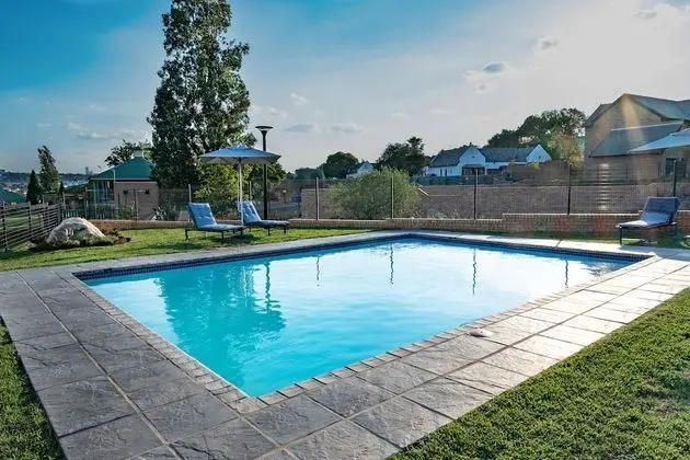 Kyalami Creek Luxury Apartments - Havuz