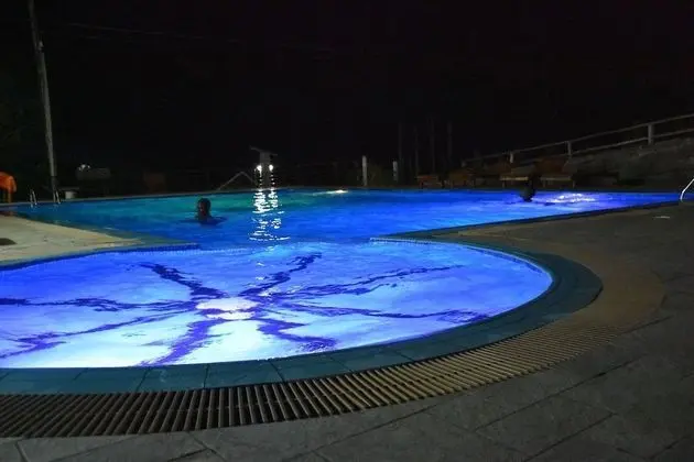 Kyangabi Crater Resort - Havuz