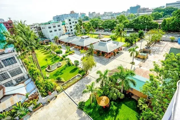 Kyi Tin Hotel