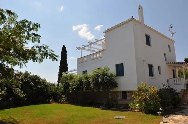 Villa Kyma