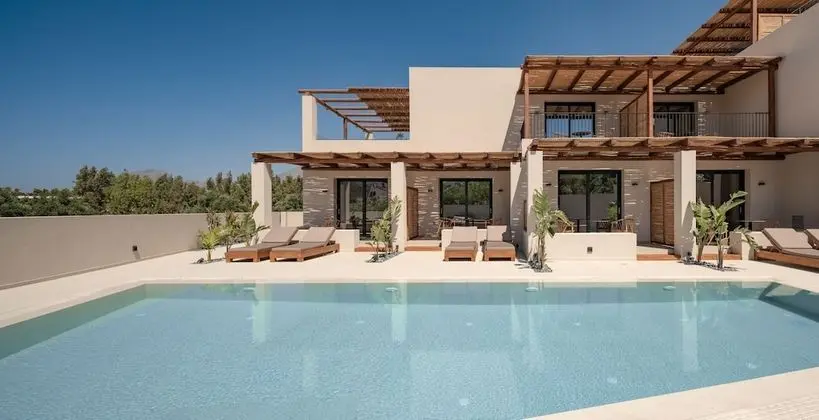 KYMĀNI Boutique Hotel & Suites - Havuz