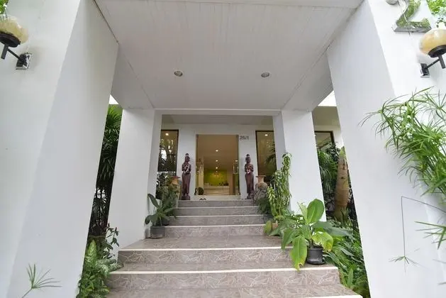 Kyongean Mansion 2