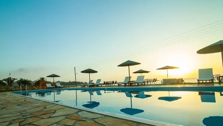 Kyparissia Blue - Havuz