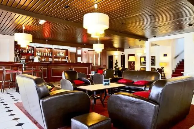 Kyriad Compiegne - Bar