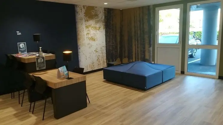 Kyriad Direct - Bourg les Valence - Lobi
